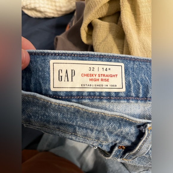 Gap Jeans - Picture 2 of 2